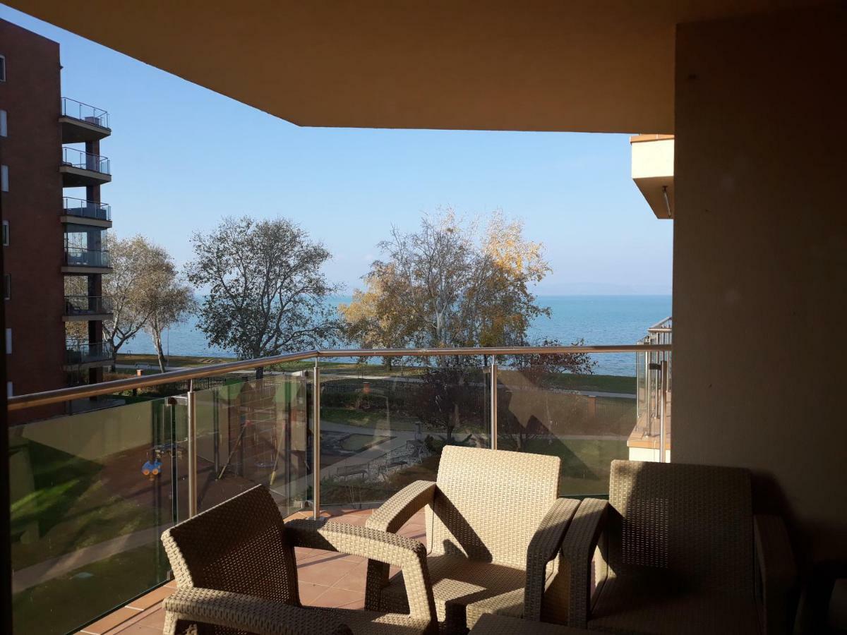 Galeriusbeach Deluxe Apartment Siofok Ngoại thất bức ảnh