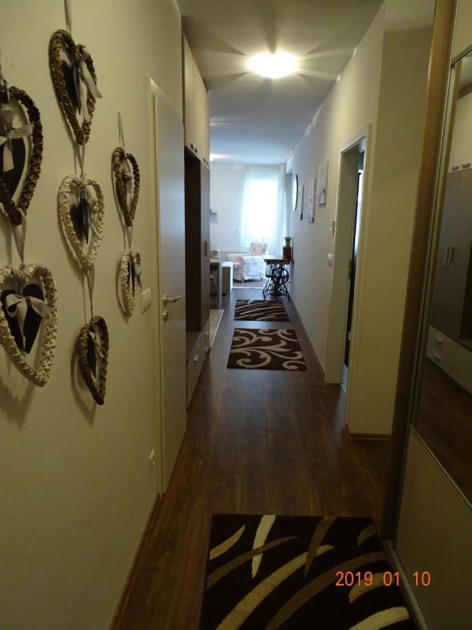 Galeriusbeach Deluxe Apartment Siofok Ngoại thất bức ảnh